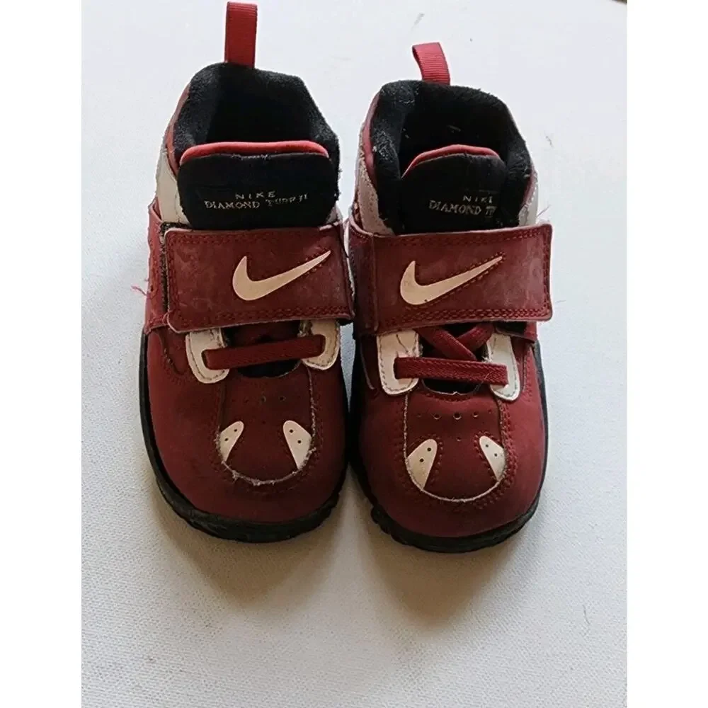 Nike Air Diamond Turf 2 Varsity Red/Gold Child Size 8C Toddler Retro Sneakers